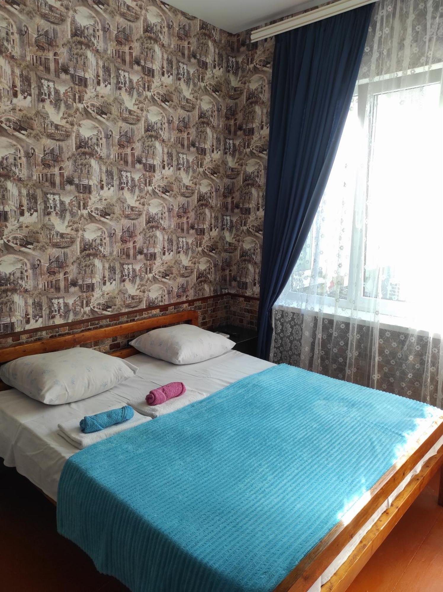 Hotel Гостевой Дом Ирина Sukhumi Exterior foto